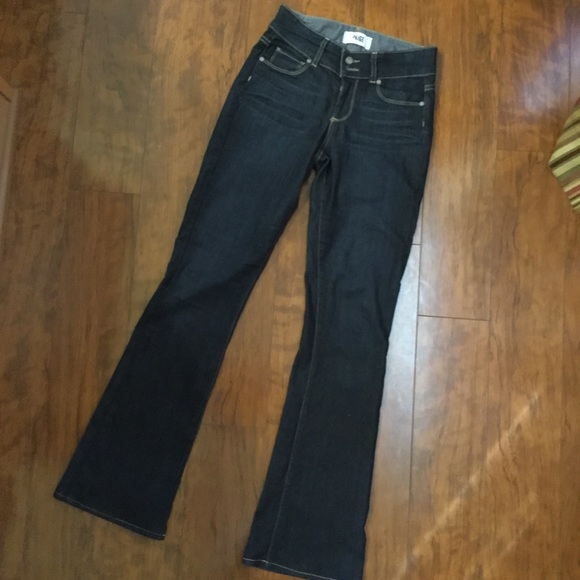 PAIGE- Hidden Hills Style Jeans. Size 26 - Picture 2 of 8